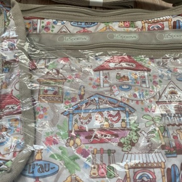 LESPORTSAC Deluxe Everyday BAG WITH POUCH just Cruzin NWT - Picture 6 of 8